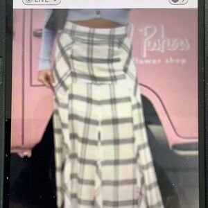 FREE PEOPLE WHITE/BLACK PLAID MAXI SKIRT 2
